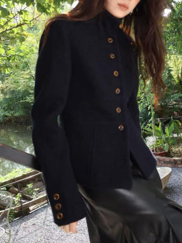 Дамско палто от памук-полиестер смес с талия и структурен дизайн, средна плътност, кръгла яка, къс модел