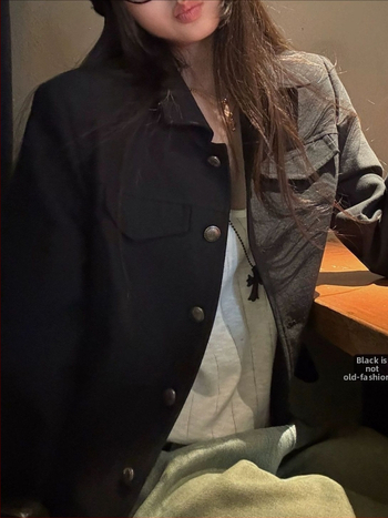 Kényelmes kabát koreai galléval, pamut-poliészter keverék, klasszikus ujjak, ősz 2025