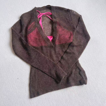 Vuneni kratki kardigan s V-izrezom i resicama, slim fit, dugi rukavi, pulover stil