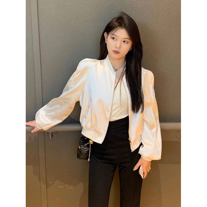 Női baseballdzseki, laza szabás, puffos ujjú, polo gallér, normál hossz, Spandex–Poliészter keverék.