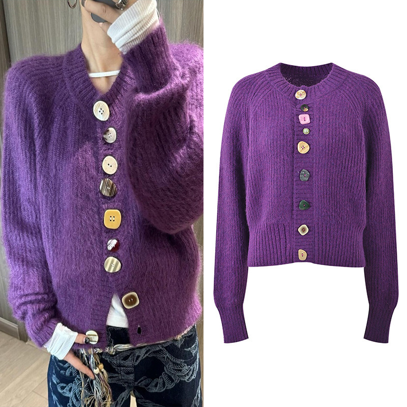 Cardigan tricotat din lână amestec, guler rotund, mâneci lungi, nasturi pe un singur rând, lungime scurtă