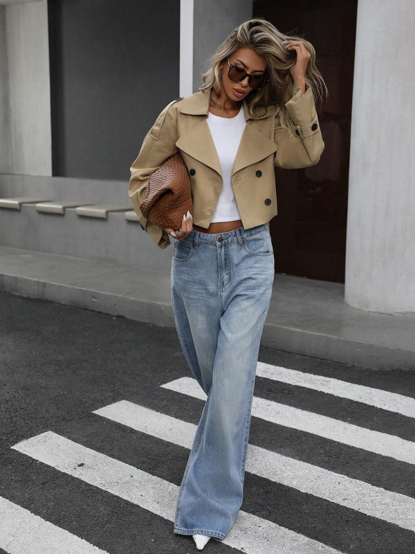 Női rövid dzseki dupla gombolással, poliészter anyagból, egyszínű, laza szabású