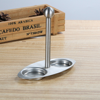 Rozsdamentes acélból készült fűszertartó üveg készlet állvánnyal, ferde profilú; anyag: rozsdamentes acél; testreszabás elérhető; licencelt magánmárka; első osztályú minőség