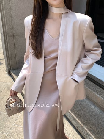 Női rövid zakó V-nyakkal, hosszú ujjú, kollázs dizájn, szintetikus rostok keveréke, őszi 2025