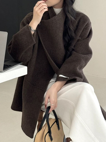 Palton reversibil din lână pentru femei, cu guler înalt, lungime scurtă (40–50 cm), cu șnur în față și curea, material gros, croială lejeră