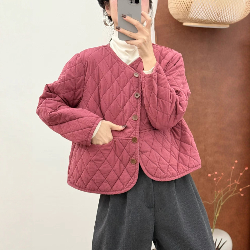 Jachetă damă quilted din bumbac, ușoară, scurtă, mâneci lungi, decolteu rotund, stil literar retro, material din bumbac 70–80%