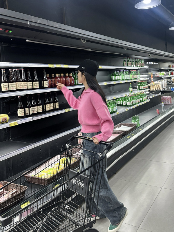 Cardigan cu fermoar și guler înalt, croială lejeră, lungime scurtă 40-50 cm, tricot din acril și poliester, stil japano-coreean casual