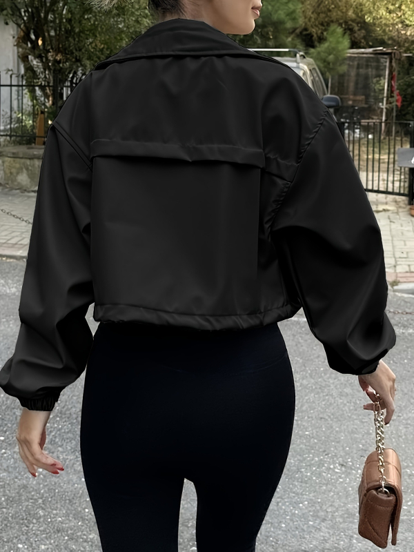 Női rövid munkaruha dzseki gallérral, poliészter ≥95%, elöl cipzár, laza szabás