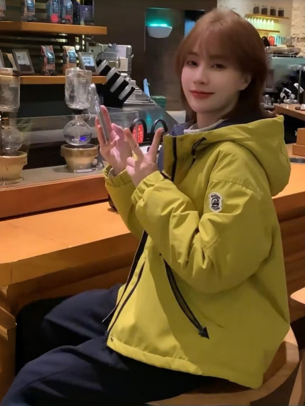 Jachetă pentru femei cu căptușeală de fleece, groasă, cu glugă, fermoar, croială lejeră – Iarna 2025