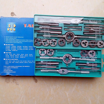 Set pentru filetare și chei cu placă Yangzi, pas 2, greutate 0,55 kg, cantitate minimă 1 pachet