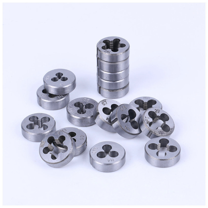 Set metric pentru filetare, 40 de piese