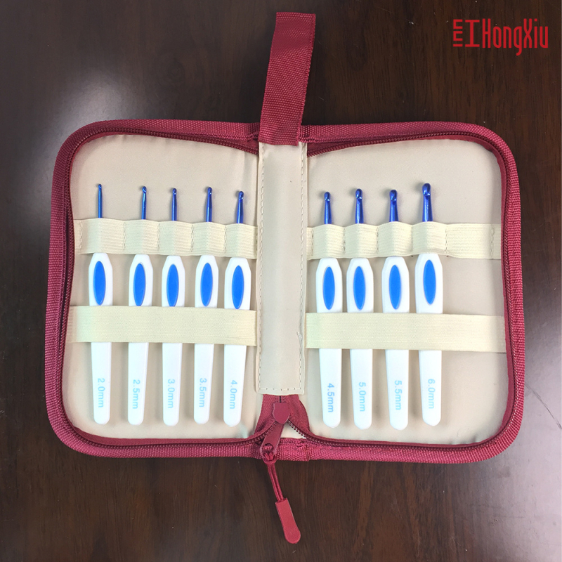 Horgolótű készlet puha markolattal és PU táskával (100 db • 350 g • Márka: Red embroidery • Licencelt magánmárka: Igen)