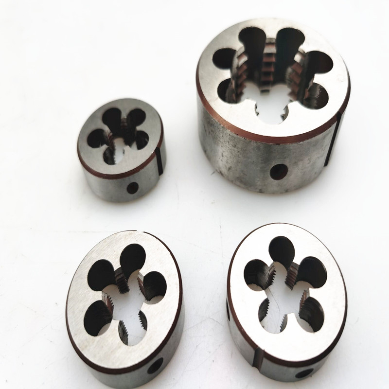 Hüvelykes körkörös menetvágó, BSW, menetméretek: 1/8, 1/4, 5/16, 3/8, 7/16, 3/4, 1-8 TPI, Mien