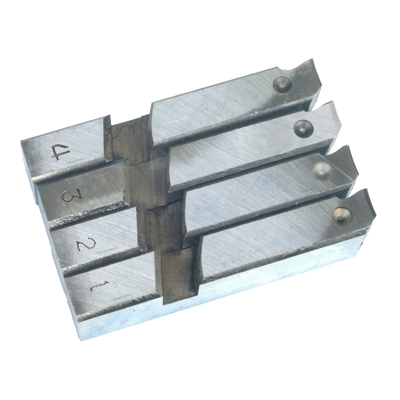 Elektromos menetfúró gép külső menetfejjel galvanizált csövekhez