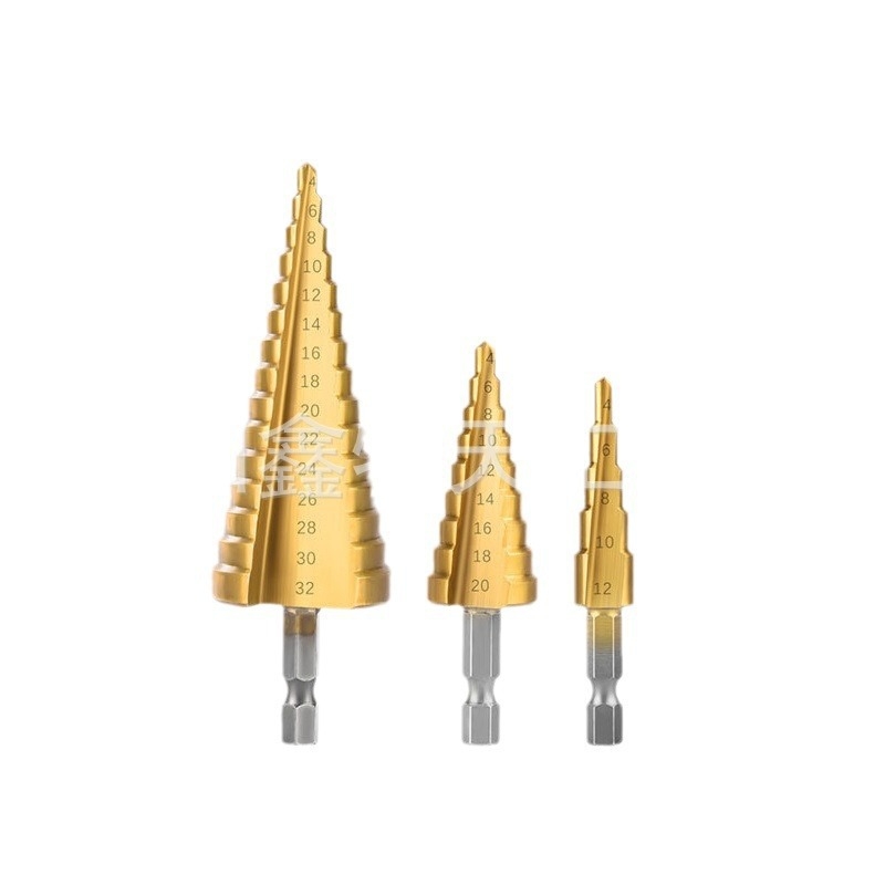 Chengyi Tools Pagoda Bušilica – HSS, ravni žljeb, šesterokutni trn, titan premaz, korak bušilica, otvorivač rupa, set s torbom