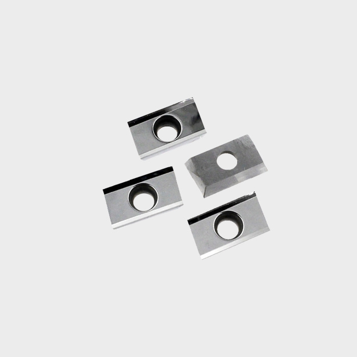 Maróbetét APKT1604R02-MA CNC alumínium- és réz ötvözetekhez