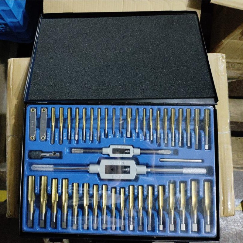 Set de filete din oțel titan, 86 de piese