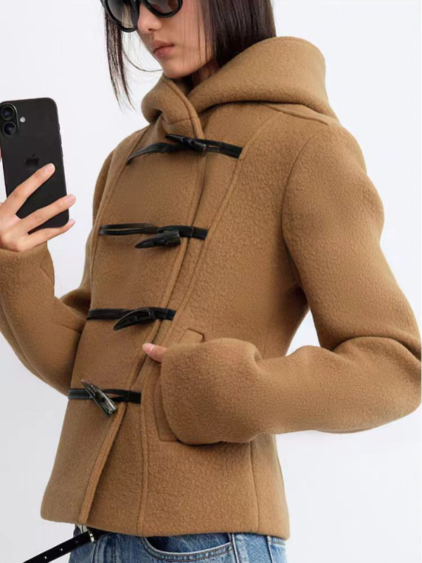 Palto din lână pentru femei cu glugă, nasturi din corn, detalii patchwork, croială lejeră, lungime medie, țesătură groasă