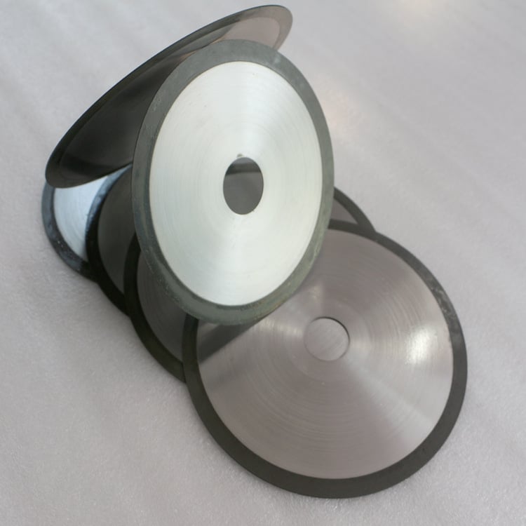 Disc de tăiere din rășină cu diamant pentru țevi din sticlă borosilikat înaltă, model 1A1R, granulație 150, material: rășină, duritate: 10