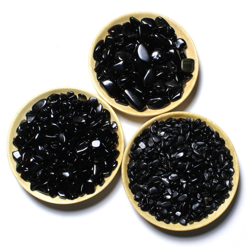 Piatră decorativă din obsidian natural – pentru acvariu și vază, finisaj măcinat și lustruit, material natural, formă geometrică