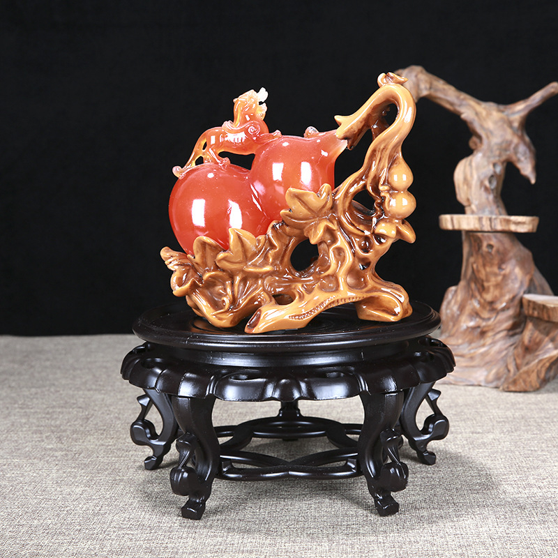 Statuie Buddha din rășină sintetică pe platou circular din lemn — decor geometric pentru vază, ghiveci sau acvariu