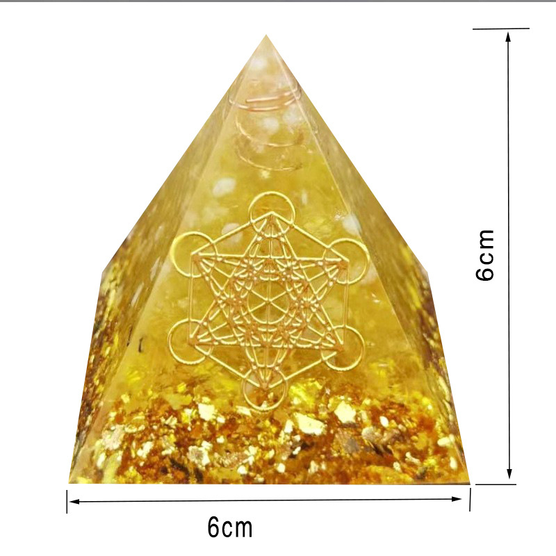 Ornament din rășină cu motiv piramidă și piatră măcinată, brand Energy pyramid, stil modern minimalist, material: rășină