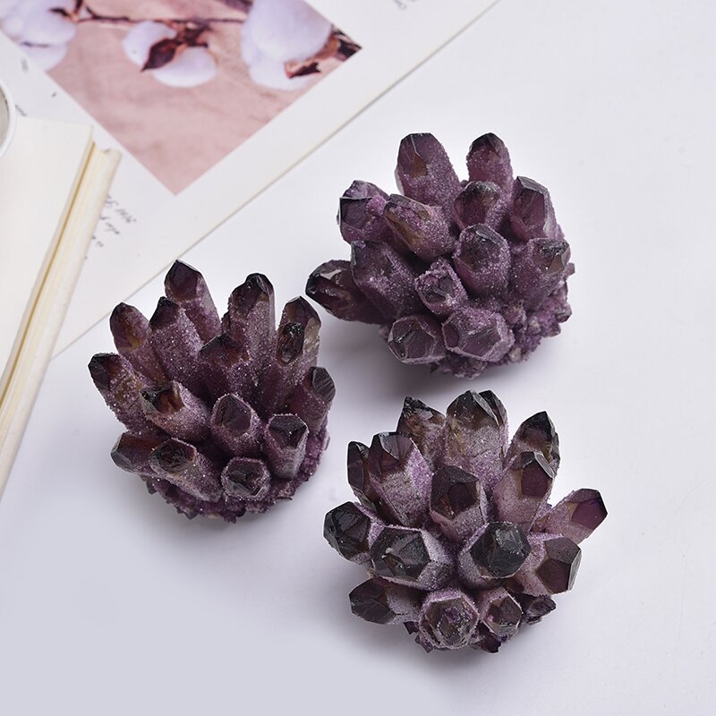 Ametistni kristalni primjerak ukrasa, Geometrijski oblik, Pakiranje papirnata kutija, Šifra proizvoda: Amethyst