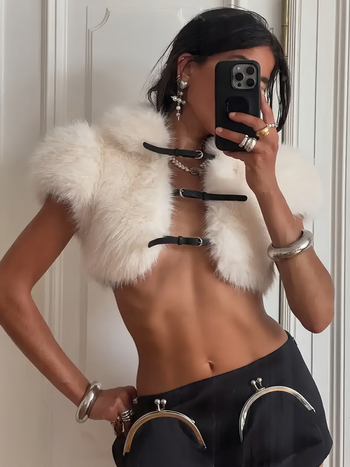 Palton din blană artificială cu guler rever, lungime ultra-scurtă, mâneci 3/4, croi lejer