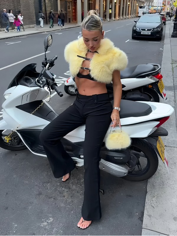 Palton din blană artificială cu guler rever, lungime ultra-scurtă, mâneci 3/4, croi lejer