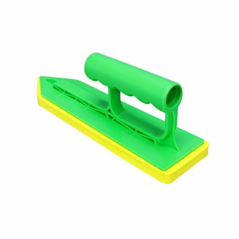 Nož za brtvljenje s spužvom za pritiskanje; baza od nikl-krom ligature; model: Caulking sponge push knife; funkcija: pritiskanje; namjena: fuge pločica