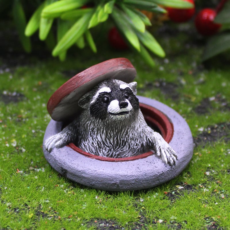 Yizun Figurica od smole raccoon – Dekor za životinje, Poklon spreman, Kartonska ambalaža