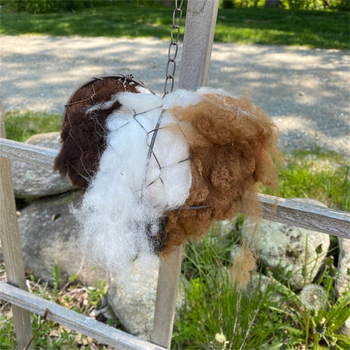 Madárfészek szív dísz — vasból, kültéri kerthez, modern minimalist stílus