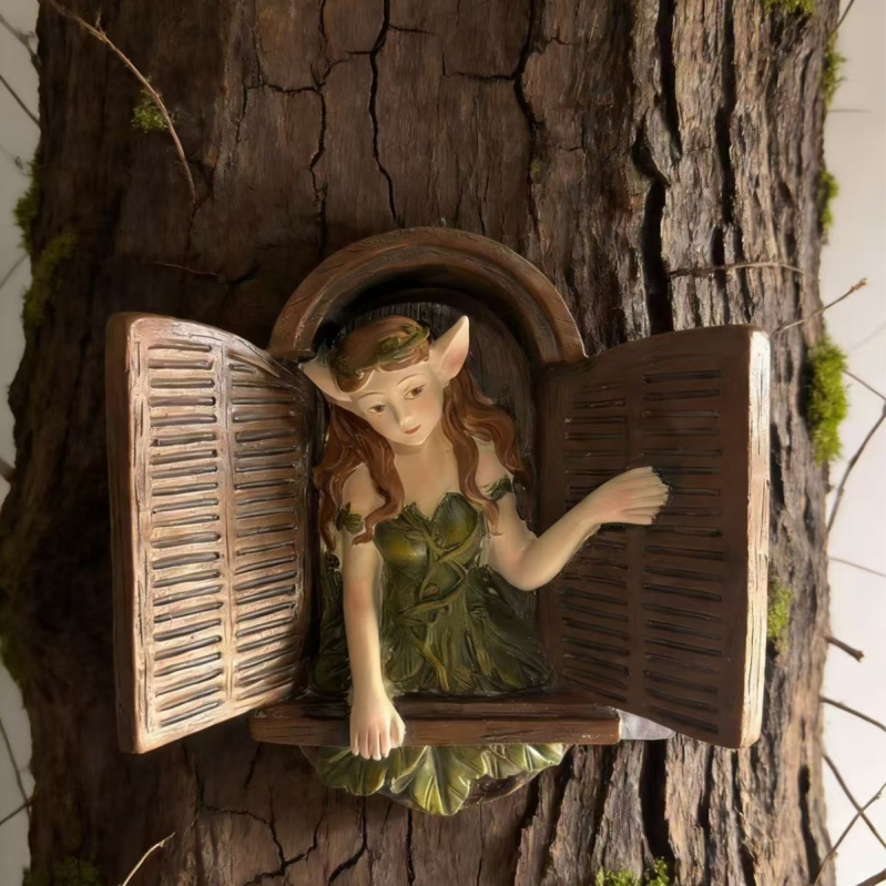 Gyanta díszfigura tündér-elf, európai stílusú, játékos kinézetű, modell E-871