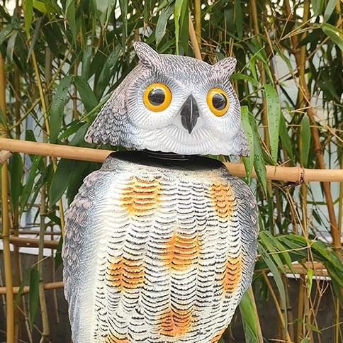 Kültéri bagoly kert dísze fej mozgató funkcióval, madár- és egérriasztásra, PE anyagból, pásztor-stílus
