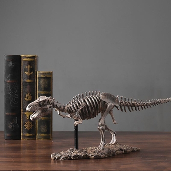 mt Ukras od smole sa skeletom dinosaura – personalizirano, kartonsko pakiranje