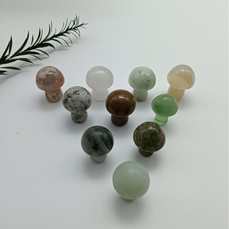 Кристално миниатюрно гъбено микропейзажно декоративно изделие – Lovc, модерен минималистичен стил, суров кристал, категория: суров кристал, опаковка: PP торба