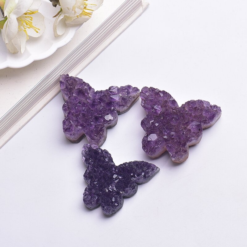 Ornament din ciorchine de ametist în formă de fluture, sculptură geometrică din cristal de la Kunyou Jewelry, ambalat într-o pungă PP individuală
