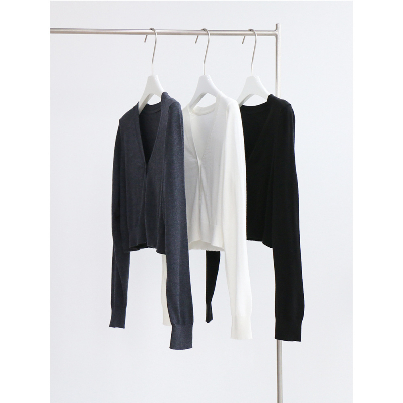 Cardigan din lână – amestec, guler în V, mâneci lungi, croială lejeră — sezon toamnă/iarnă