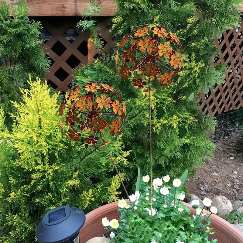 Vas kerti karó virágmotívummal, modern minimalista stílus, modell 12.13.3