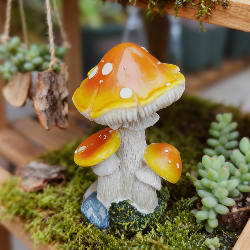 Udvari gomba dekoráció (Anyag: gyanta; Anyag típus: műanyag, gyanta; Stílus: pasztorális; Kategória: gyanta kézműves termékek; Csomagolás: hagyományos csomagolás)