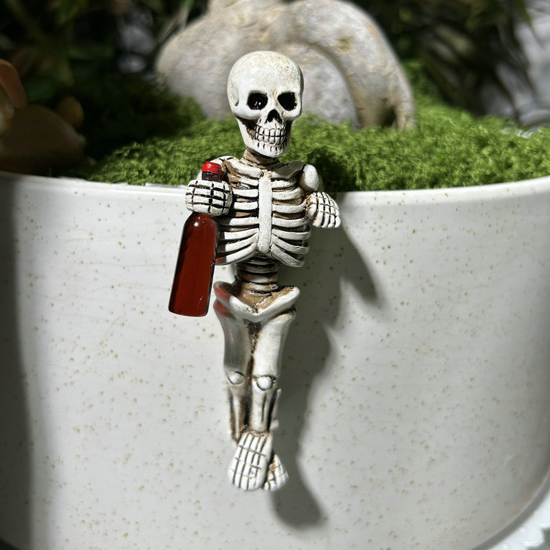 Halloween lubanja od smole – dekorativni ukras za vrt i dom