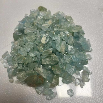 Dekoratív nyers kristály kő aromaterápia diffúzorhoz, Xuanxi crystal márka, anyag: drágakő, kategória: nyers kristály kő, csomagolás: karton, stílus: modern egyszerűség.