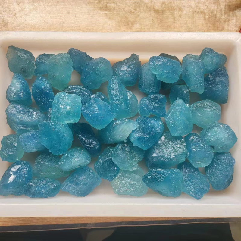 Dekoratív nyers kristály kő aromaterápia diffúzorhoz, Xuanxi crystal márka, anyag: drágakő, kategória: nyers kristály kő, csomagolás: karton, stílus: modern egyszerűség.