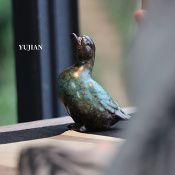 Κεραμική Tea Pet πάπια για κήπο - διακοσμητικό με μοντέρνο μινιμαλιστικό ύφος, γλασαρισμένη επιφάνεια, τεχνική: ψημένο σε φούρνο, Εισαγωγή: Όχι (Υλικό: κεραμικό; Επιφάνεια: γλασαρισμένη; Τεχνική: καμίνι·ψητό; Στυλ: μοντέρνο μινιμαλιστικό; Εισαγωγή: Όχι)