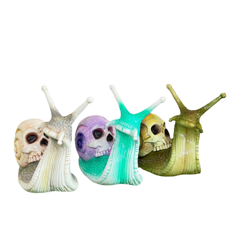 Gotička skulptura od smole: puž sa lubanjom, dekoracija za Halloween u vrtu, suvremeni umjetnički stil, kartonska ambalaža