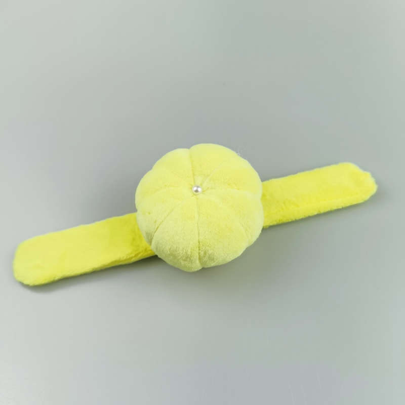 Etui za igle s podesivim kaišem za zglob, stojeći dizajn, ručno izrađeno, poliester, približno 39 g