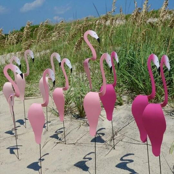 Vrtna dekoracija s flamingom – metal, moderan dizajn, pogodna za dvorište