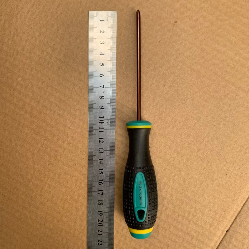 S2 ειδικό κατσαβίδι με μαγνητικό και μονωμένο χειρισμό, πλαστική λαβή, βάρος 50