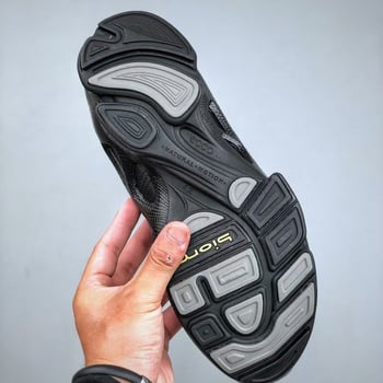 Férfi sétacipő – könnyű, csúszásmentes bőr felsőrész, fűzős záródás, mind az évszakokra