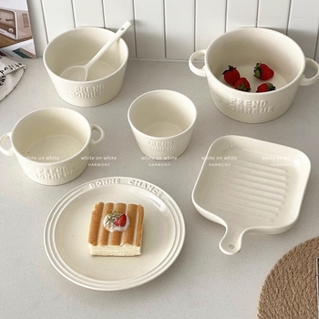 Desertni tanjur s dvostrukim ušima – porcelinski posuđe set, prugasti uzorak, korejski stil, okrugli oblik, glazirana površina